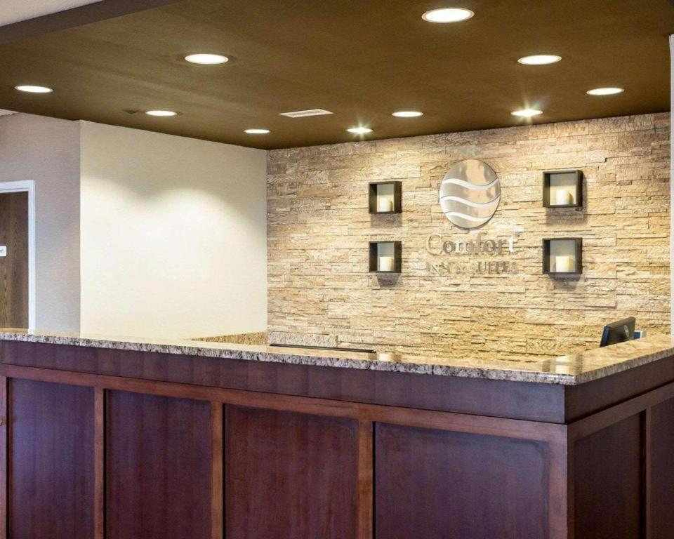 Comfort Inn&Suites Watford City Eksteriør bilde